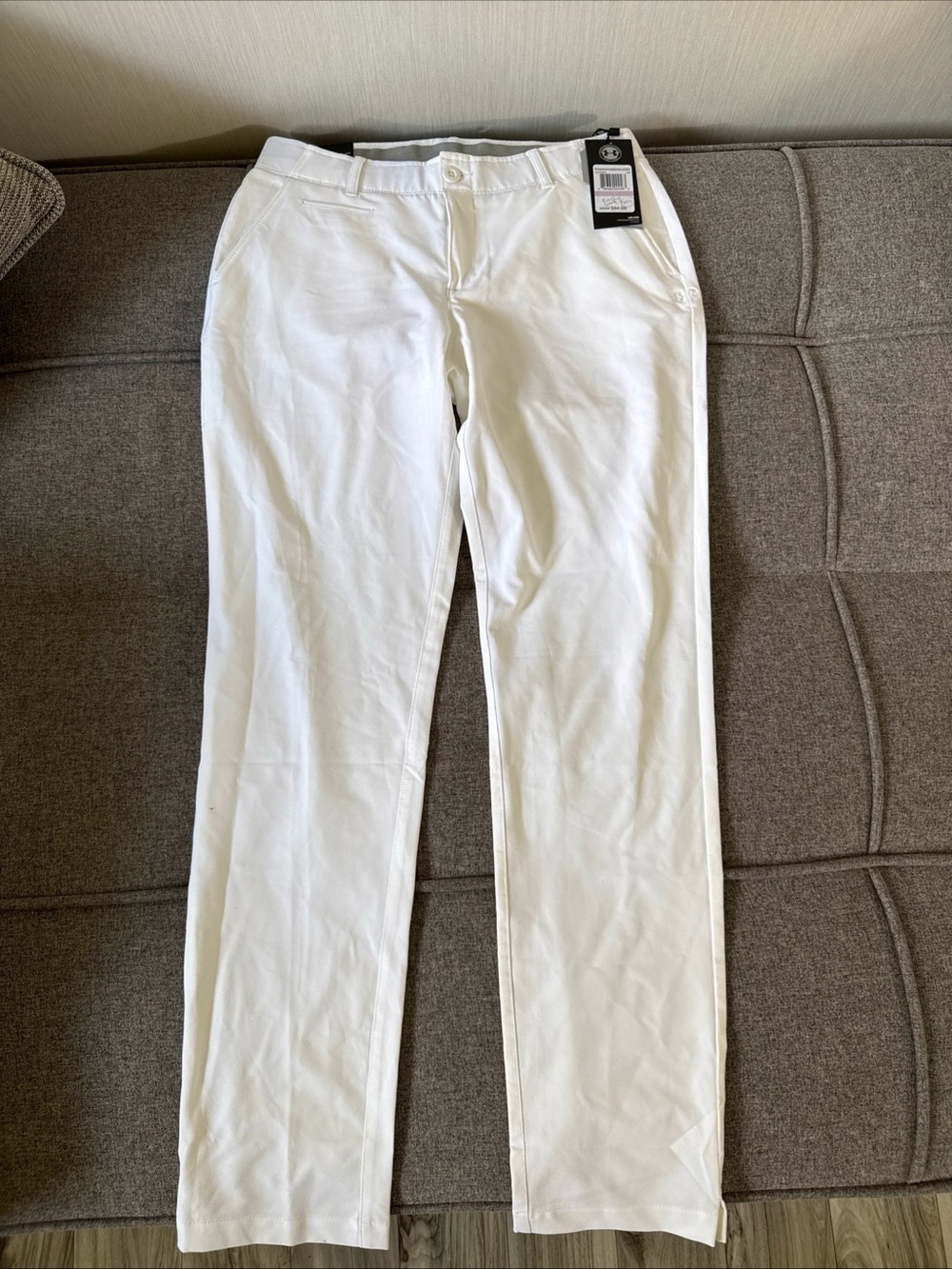 Under Armour Womens Links Golf Pants NWT Size 6 White/Off White Fitted Straight